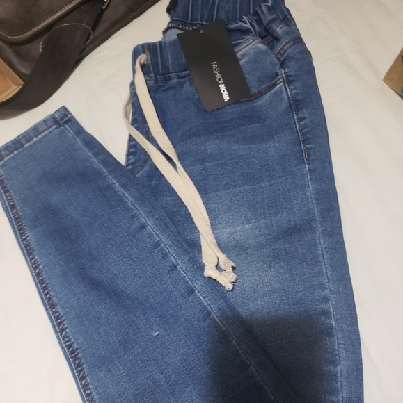 Fashion nova joggers jeans stretchy - Picture 7 of 8